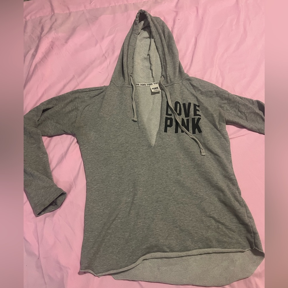 PINK women’s low cut long sleeve with hood